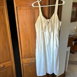 Cream Knee-Length Sleeveless Sundress